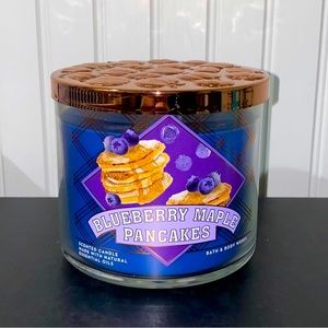 Bath & Body Works Candle Blueberry Maple Pancakes
